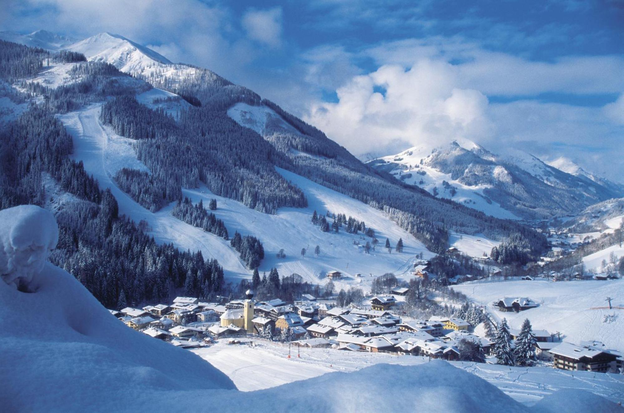Pension Haus Riedlsperger Saalbach-Hinterglemm Exterior photo